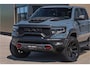 Dodge Ram TRX 6.2 V8 HELLCAT | ANVIL SPECIAL ORIGINAL COLOR | CARBON | RODE STIKSELS | BOM VOL | CREW CAB DUBBELE CABINE | 5 PERSOONS |