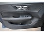 Volvo V60 B4 197PK Plus Bright | Schuifdak | Adaptieve Cruise Control | BLIS |