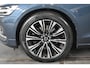 Volvo V60 B4 197PK Plus Bright | Schuifdak | Adaptieve Cruise Control | BLIS |