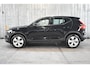 Volvo XC40 T2 129PK Aut. Momentum | Trekhaak | Navigatie | Parkeerhulp | Achteruitrijcamera |