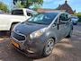 Kia Venga 1.6 CVVT Edition. Luxe uitvoering, o.a. stoelverw, camera, leder, navigatie, cruise, bluetooth, elektrische ramen, etc.
