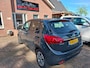 Kia Venga 1.6 CVVT Edition. Luxe uitvoering, o.a. stoelverw, camera, leder, navigatie, cruise, bluetooth, elektrische ramen, etc.