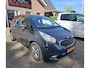 Kia Venga 1.6 CVVT Edition. Luxe uitvoering, o.a. stoelverw, camera, leder, navigatie, cruise, bluetooth, elektrische ramen, etc.
