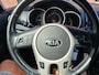 Kia Venga 1.6 CVVT Edition. Luxe uitvoering, o.a. stoelverw, camera, leder, navigatie, cruise, bluetooth, elektrische ramen, etc.