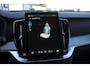 Volvo XC90 T8 406PK Automaat AWD Ultra Black Edition / Stoelmassage - en ventilatie Luchtvering / Trekhaak / Panoramadak / Google services / Elektrisch bedienbare voorstoelen met geheugen / Stoelverwarming voor en achter