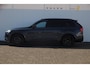 Volvo XC90 T8 406PK Automaat AWD Ultra Black Edition / Stoelmassage - en ventilatie Luchtvering / Trekhaak / Panoramadak / Google services / Elektrisch bedienbare voorstoelen met geheugen / Stoelverwarming voor en achter