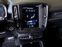 Volvo XC40 1.5 T2 Momentum Core 129pk / Achteruitrijcamera / Trekhaak / cruise control / Navigatie / Apple carplay /