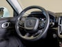 Volvo XC40 1.5 T2 Momentum Core 129pk / Achteruitrijcamera / Trekhaak / cruise control / Navigatie / Apple carplay /
