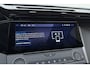 Peugeot 408 1.6 HYbrid 225 e-DSC7 Allure DEMO ZONDER KMS! l Wireless Apple Carplay & Android Auto l Digitale Cockpit l DAB l Bluetooth l PDC l LED verlichting l Lichtmetalen Velgen