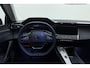 Peugeot 408 1.6 HYbrid 225 e-DSC7 Allure DEMO ZONDER KMS! l Wireless Apple Carplay & Android Auto l Digitale Cockpit l DAB l Bluetooth l PDC l LED verlichting l Lichtmetalen Velgen