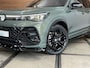 Volkswagen Tiguan 1.5 eHybrid R-Line Black MD Edition | Garantie tot 2030 | VOL! | 272PK | Full IQ.Light | H/K Sound | Trekhaak