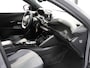 Peugeot 2008 136PK Hybrid Allure | 1ste eigenaar | AppleCarPlay/AndroidAuto | 360'Camera | Dodehoekdetectie | Navigatie | AUTOMAAT | LED | Privacy Glass | Isofix | Parkeersensoren |