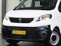Peugeot Expert 2.0 BlueHDI 120PK Premium DC | 1ste Eigenaar | Airco | Cruise Control | Camera | 5 Persoons! | Armsteun | Parkeersensoren | Trekhaak | Laadvloer + Betimmering |