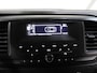 Peugeot Expert 2.0 BlueHDI 120PK Premium DC | 1ste Eigenaar | Airco | Cruise Control | Camera | 5 Persoons! | Armsteun | Parkeersensoren | Trekhaak | Laadvloer + Betimmering |