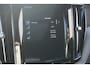 Volvo XC60 2.0 T8 Twin Engine AWD R-Design | Trekhaak | 360° Camera | Massage | Stoel ventilatie | Stoel+stuur+bank verwarmd | Harman/Kardon | Panorama Schuifdak |