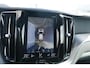 Volvo XC60 2.0 T8 Twin Engine AWD R-Design | Trekhaak | 360° Camera | Massage | Stoel ventilatie | Stoel+stuur+bank verwarmd | Harman/Kardon | Panorama Schuifdak |