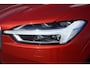 Volvo XC60 2.0 T8 Twin Engine AWD R-Design | Trekhaak | 360° Camera | Massage | Stoel ventilatie | Stoel+stuur+bank verwarmd | Harman/Kardon | Panorama Schuifdak |