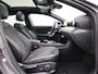 Mercedes-Benz A-klasse 180 AMG Line | Panodak | Camera | Sfeer | Keyless | Prijs Rijklaar!!