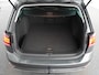 Volkswagen Golf 1.5 TSI Highline Business R | Trekhaak afneembaar | Winterpakket | ACC | Ergostoel |