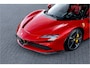 Ferrari SF90 Stradale 4.0 V8 - Origineel NL | Rosso Formula 1 | Lift | Carbon