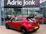 Mazda 2 1.5 e-SkyActiv-G 90 Homura NED. AUTO | DEALER ONDERHOUDEN | A. CAMERA | APPLE CARPLAY/ANDROID AUTO | STOEL- EN STUURVERWARMING | A.SPOILER |