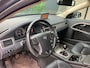 Volvo S80 2.5 T Momentum / NIEUW MODELJAAR / LEDER / NAVI / TREKHAAK / ALU VELGEN