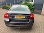 Volvo S80 2.5 T Momentum / NIEUW MODELJAAR / LEDER / NAVI / TREKHAAK / ALU VELGEN