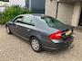Volvo S80 2.5 T Momentum / NIEUW MODELJAAR / LEDER / NAVI / TREKHAAK / ALU VELGEN