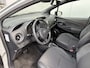Toyota Yaris 1.5 Hybrid Premium Automaat Climate Control, Achteruitrijcamera, Lichtmetalen velgen, Cruise Control, Panoramadak