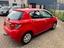 Toyota Yaris 1.0 VVT-i Aspiration / NWE MODELJAAR / DEALER SERVICED / CAMERA / AIRCO