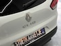 Renault Clio Estate 0.9 TCe Bose | Navi | 17" | Cruise control | Stoelverwarming | Camera | Perfect onderhouden!