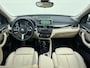 BMW X1 xDrive25i 232pk High Executive | Leder | Panoramadak | Head up | Origineel NL | Trekhaak