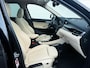 BMW X1 xDrive25i 232pk High Executive | Leder | Panoramadak | Head up | Origineel NL | Trekhaak