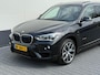 BMW X1 xDrive25i 232pk High Executive | Leder | Panoramadak | Head up | Origineel NL | Trekhaak