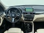 BMW X1 xDrive25i 232pk High Executive | Leder | Panoramadak | Head up | Origineel NL | Trekhaak