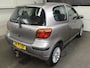 Toyota Yaris 1.0 VVT-i Idols - Trekhaak - Mooie Auto
