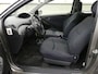 Toyota Yaris 1.0 VVT-i Idols - Trekhaak - Mooie Auto