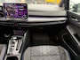 Volkswagen Golf 1.5 eTSI R-Line Edition| PANO| HUD|