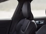 Volvo V60 T6 Plug-in hybrid AWD Ultra Dark | Panoramadak | 360° camera | Head-up display | Harman Kardon | Stoel- en stuurverwarming