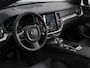Volvo V60 T6 Plug-in hybrid AWD Ultra Dark | Panoramadak | 360° camera | Head-up display | Harman Kardon | Stoel- en stuurverwarming