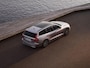 Volvo V60 T6 Plug-in hybrid AWD Plus Dark | Panoramadak | 360° camera | Head-up display | Harman Kardon | Stoel- en stuurverwarming