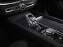 Volvo XC60 T6 Plug-in hybrid AWD Plus Black Edition | Panoramadak | 360° camera | Luchtvering | Head-up display | Harman Kardon | Stoel- en stuurverwarming
