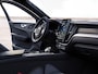 Volvo XC60 T6 Plug-in hybrid AWD Plus Black Edition | Panoramadak | 360° camera | Luchtvering | Head-up display | Harman Kardon | Stoel- en stuurverwarming
