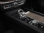 Volvo XC60 T6 Plug-in hybrid AWD Plus Dark | Panoramadak | 360° camera | Luchtvering | Head-up display | Harman Kardon | Stoel- en stuurverwarming