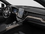 Volvo XC60 T6 Plug-in hybrid AWD Plus Dark | Panoramadak | 360° camera | Luchtvering | Head-up display | Harman Kardon | Stoel- en stuurverwarming