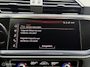Audi Q3 35 TFSI S-line Panodak Alcantara Leer Navi Carplay Camera