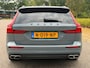 Volvo V60 2.0 B3 Momentum Advantage, leder sportinterieur, achteruitrijcamera, 19 inch, 1 e eigenaar, NL auto met nap