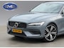 Volvo V60 2.0 B3 Momentum Advantage, leder sportinterieur, achteruitrijcamera, 19 inch, 1 e eigenaar, NL auto met nap