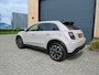 Fiat 600 600e La Prima 54 kWh *Full option *Leder *Stoelmassage