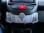 Peugeot 107 1.0 Active | Automaat | Apple-/Android Carplay | Airco | Navigatie | DAB radio | Zeer netjes | Origineel Nederlands | Elektrische ramen